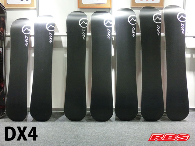 NOVEMBER24-25 DX4 スノーボード 日本正規品